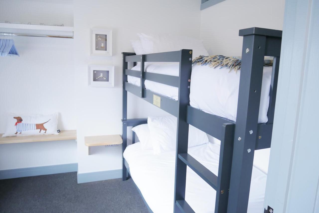 Sunset View, 2 Bedrooms In The Heart Of Holt With Parking Exterior photo